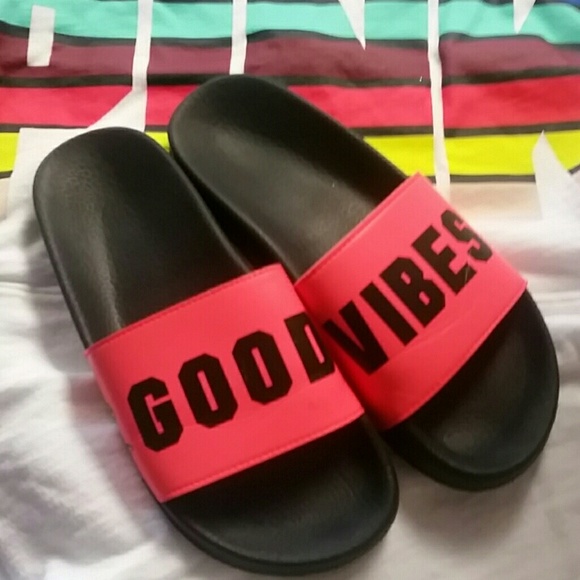 Pink good vibes  s - Picture 1 of 3